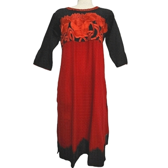 Women's Tunic Size 40(S) Deep Red and Black NWOT - Picture 2 of 6